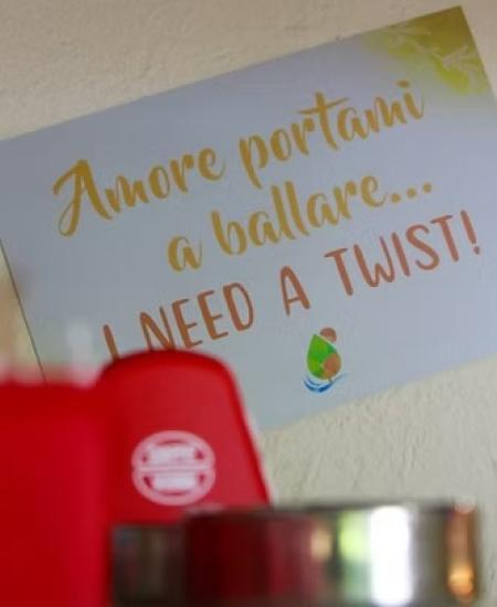 Cartello allegro: 