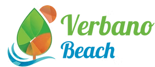 Logo colorato con foglia e onde, evoca natura e relax sulla spiaggia.